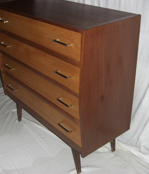 Dresser vintage Scandinavian year 50