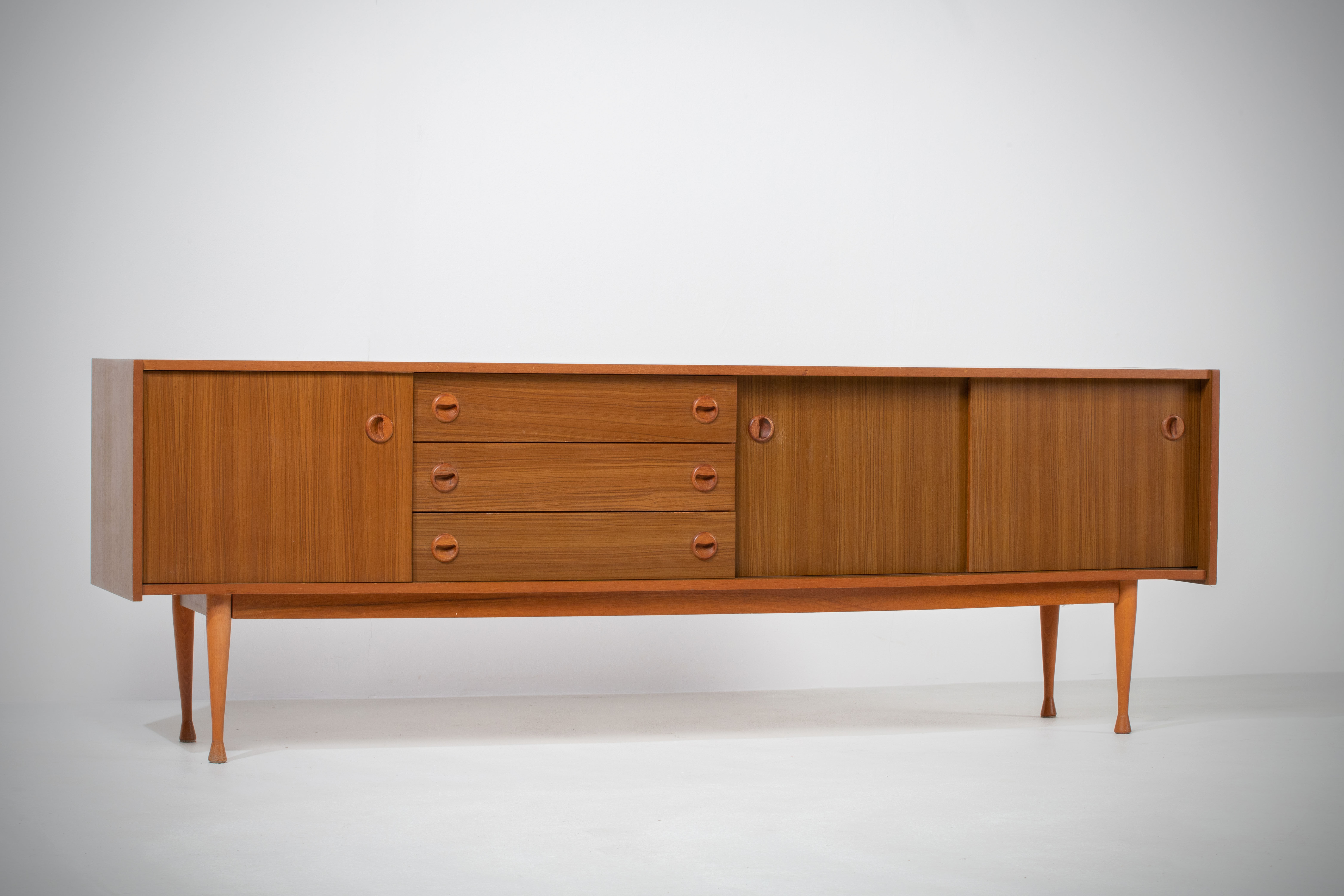 Enfilade scandinave 1960