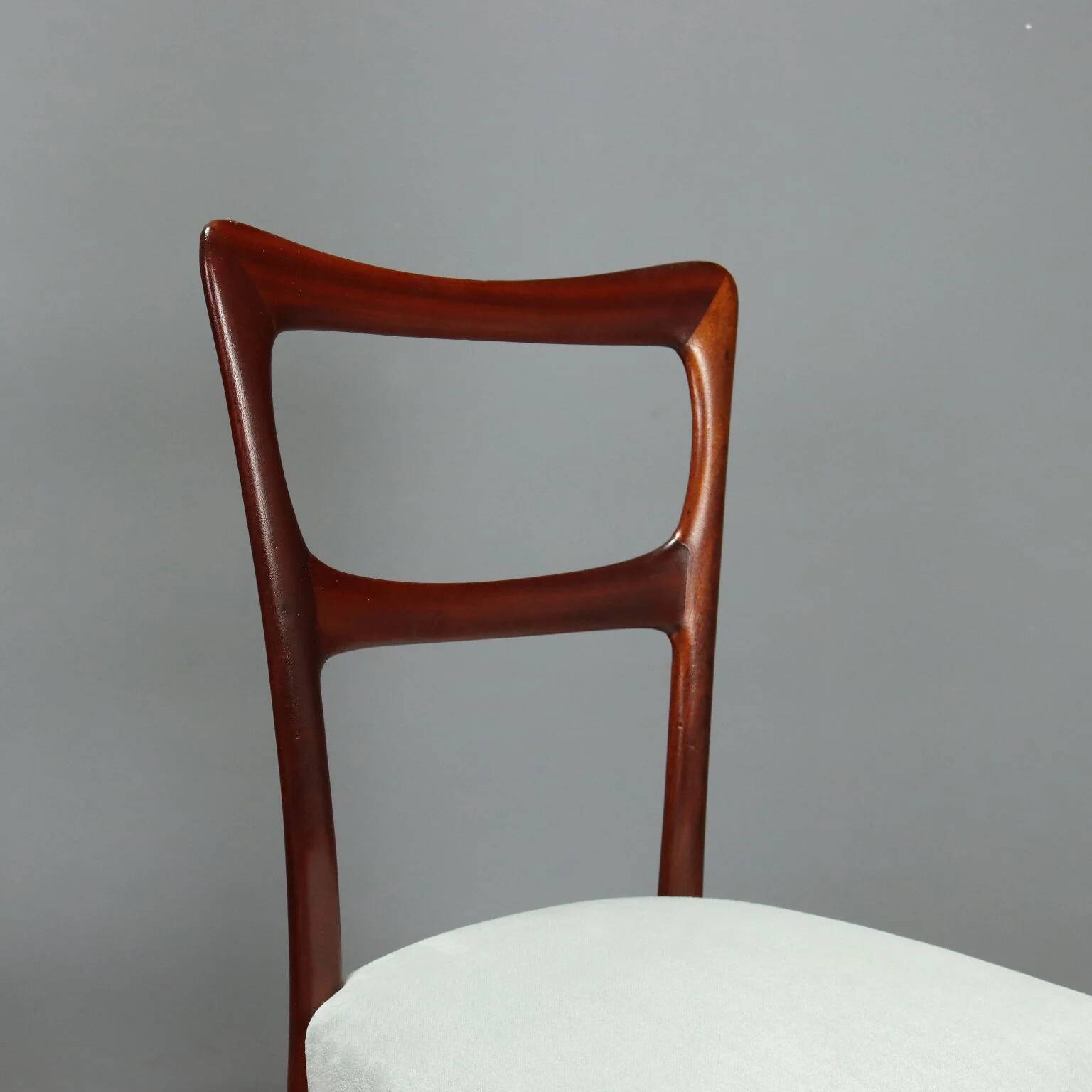 Chaises en bois d’acajou années 1950