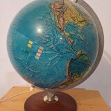 Scanglobe illuminated globe