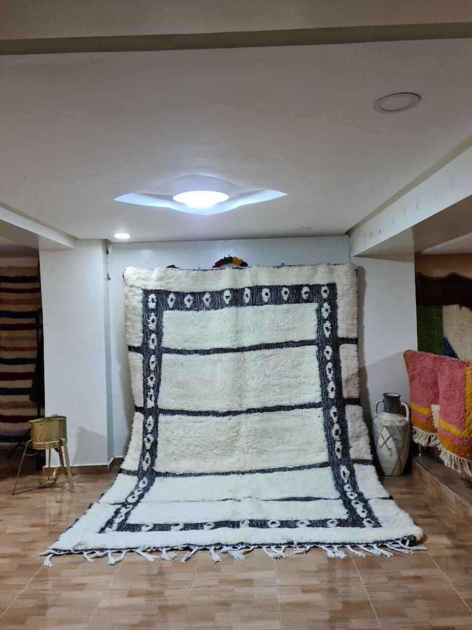 Black & White Geometric Beni Ouarain Rug 300x200cm – Natural Wool