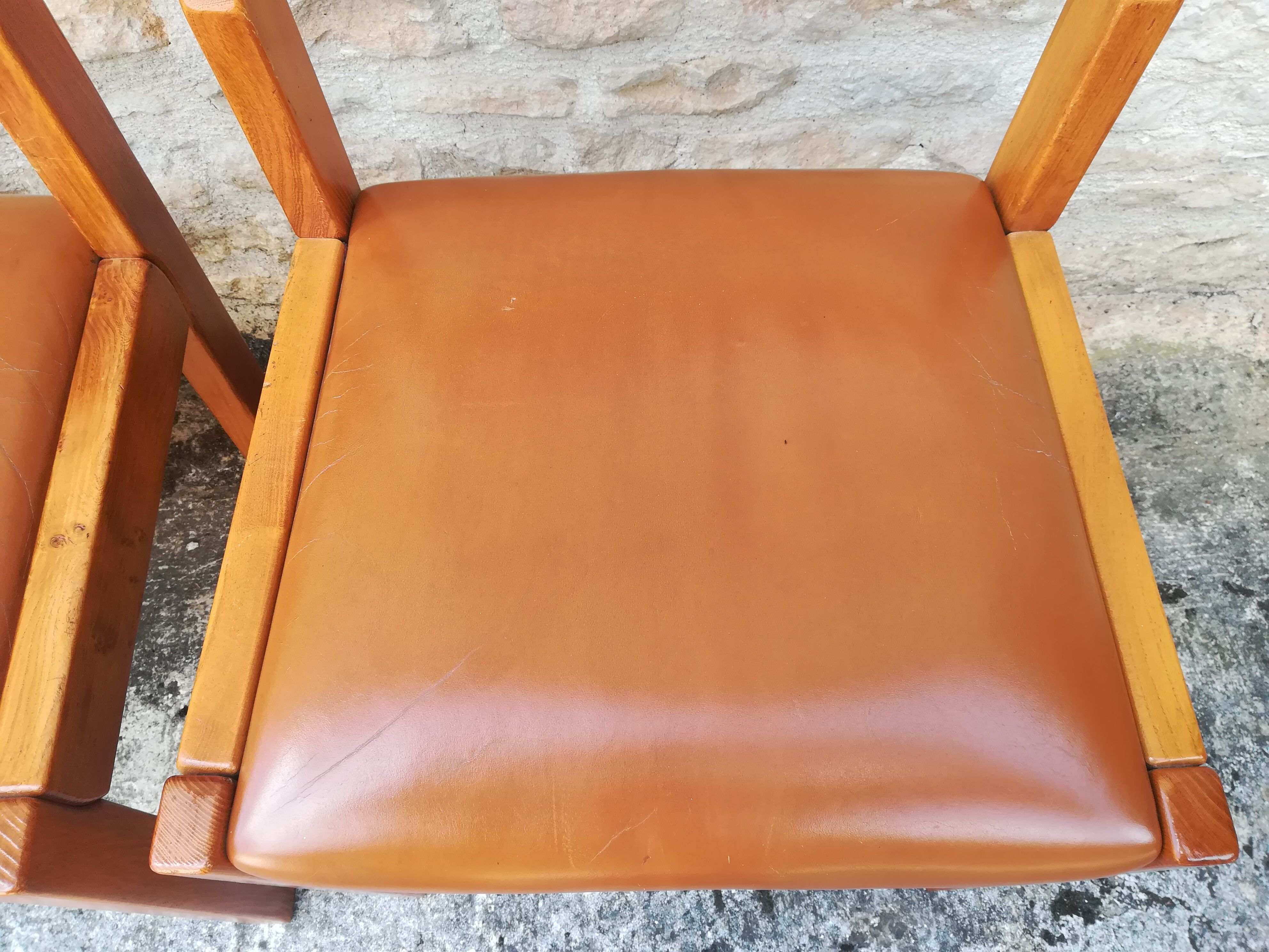Maison Regain chairs in elm and leather
