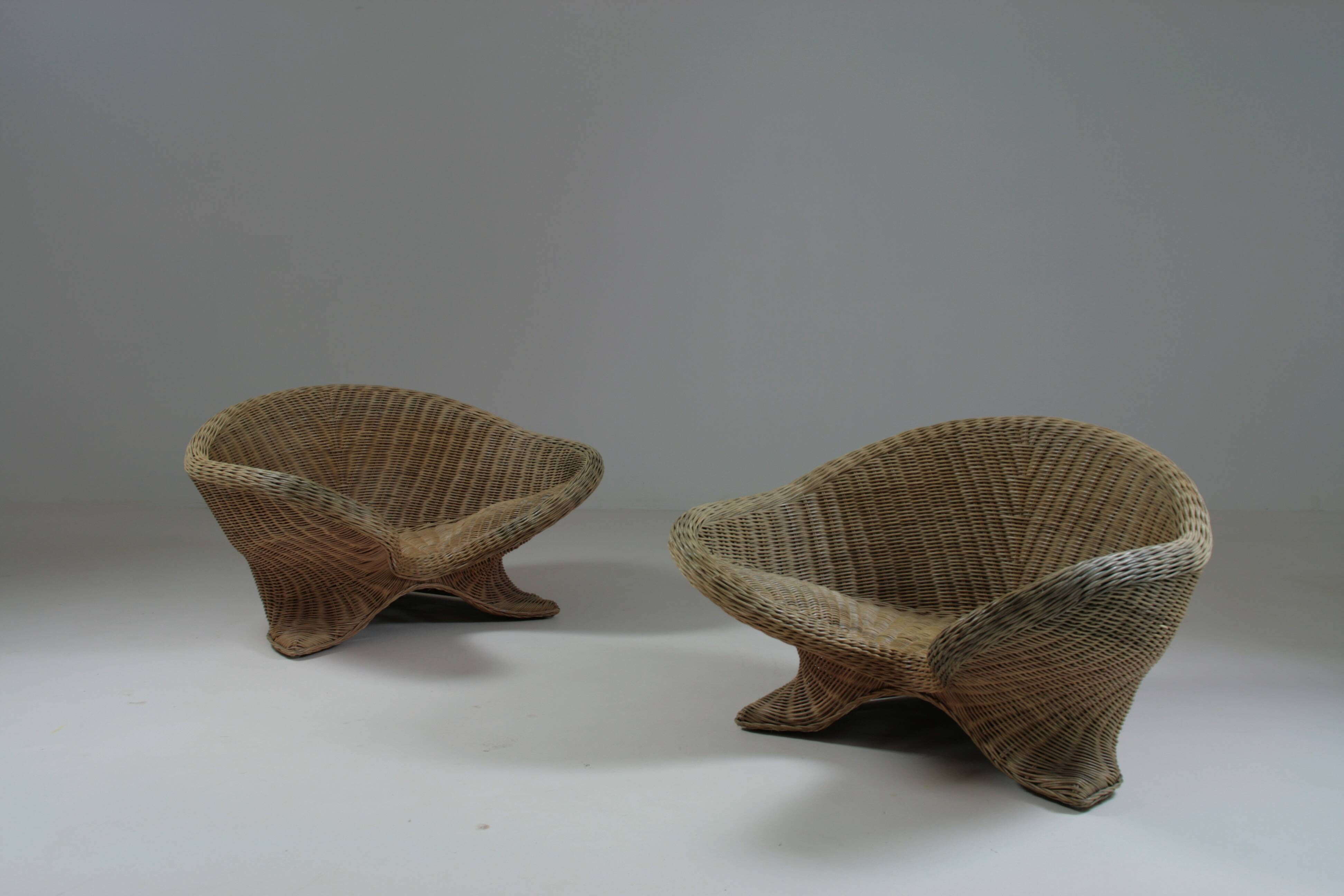 Paire de fauteuils lotus en rotin, 1970s