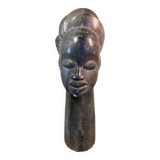 Statuette pierre du Gabon signée