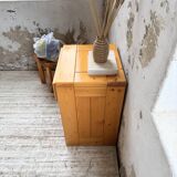 Chevet sélectionné par Charlotte Perriand pour Les Arcs