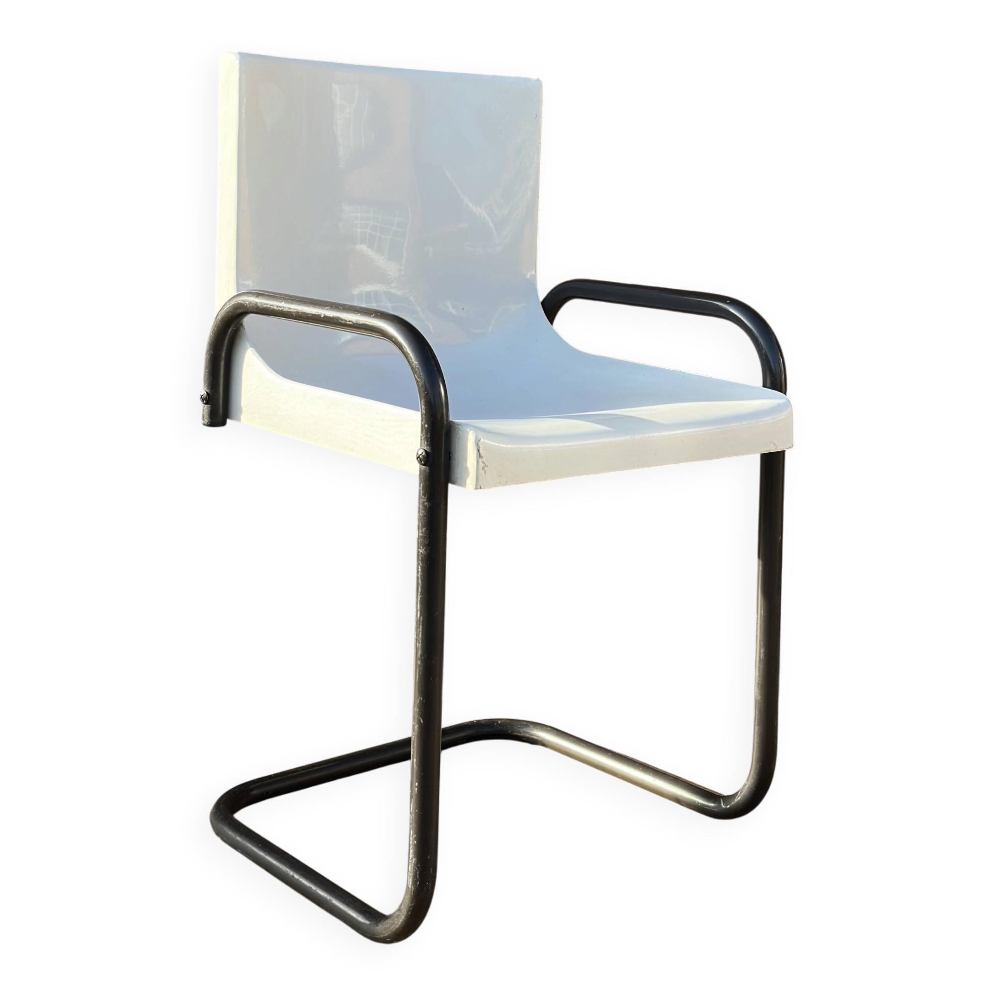 Vintage cantilever chair (sled base)