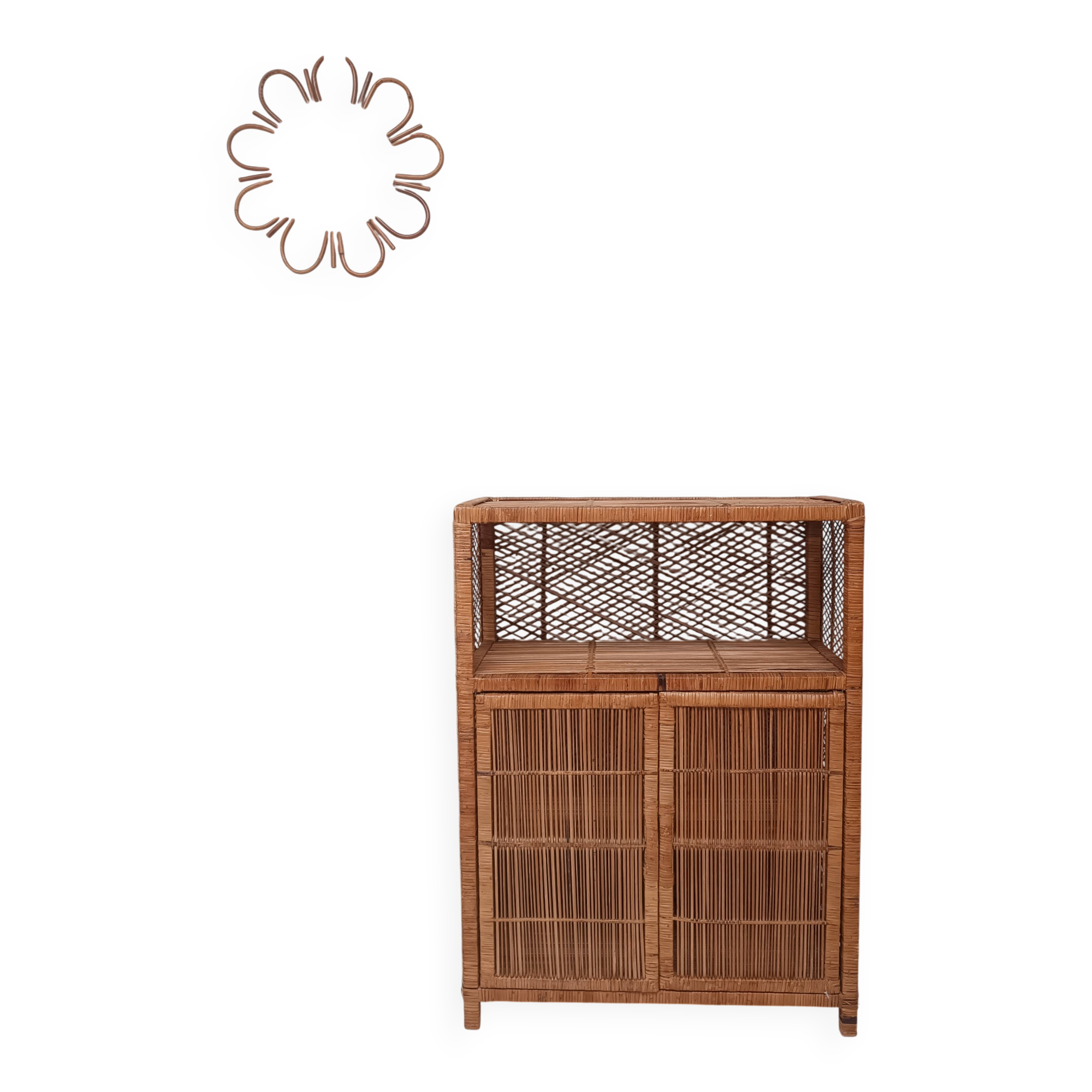 Rattan buffet