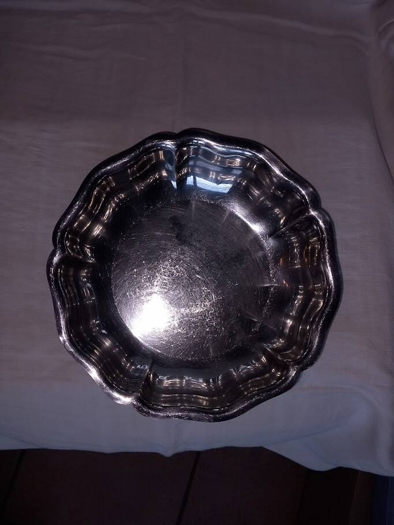 Stainless steel salad bowl