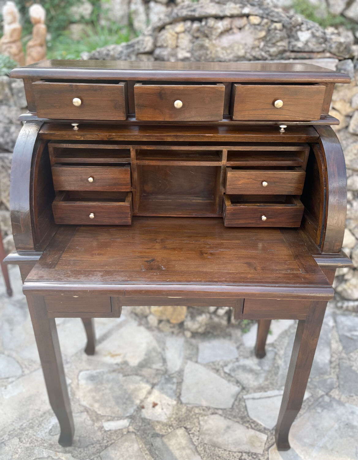 Solid wood cylinder desk