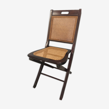 Folding wooden chair and cannage