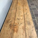 Winegrower's farm table