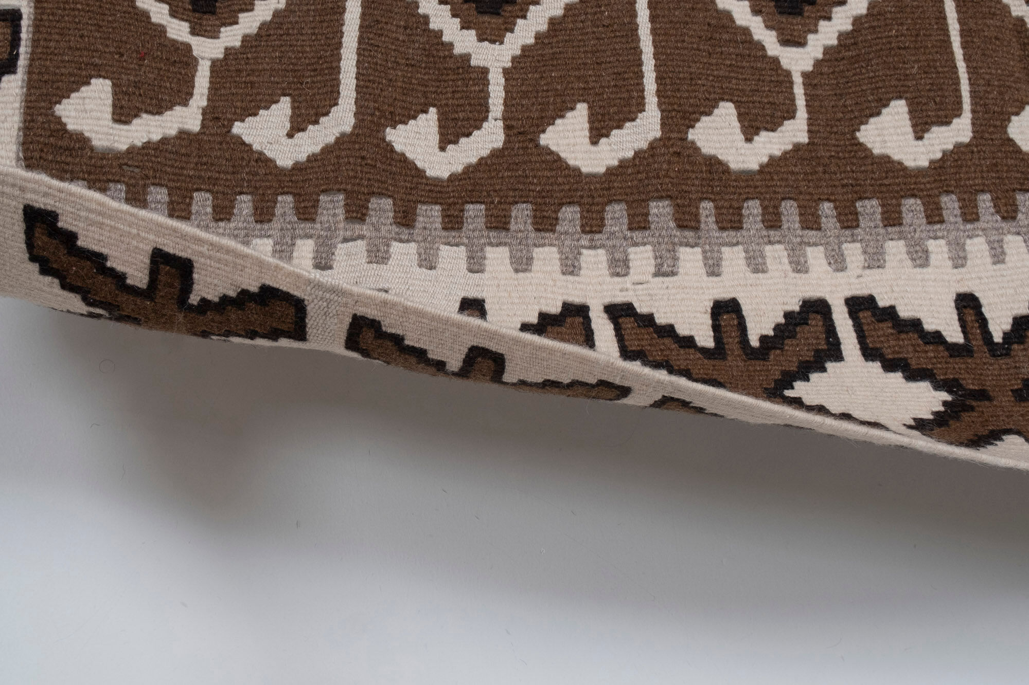 Turkish kayseri kilim rug 118 x 140 cm