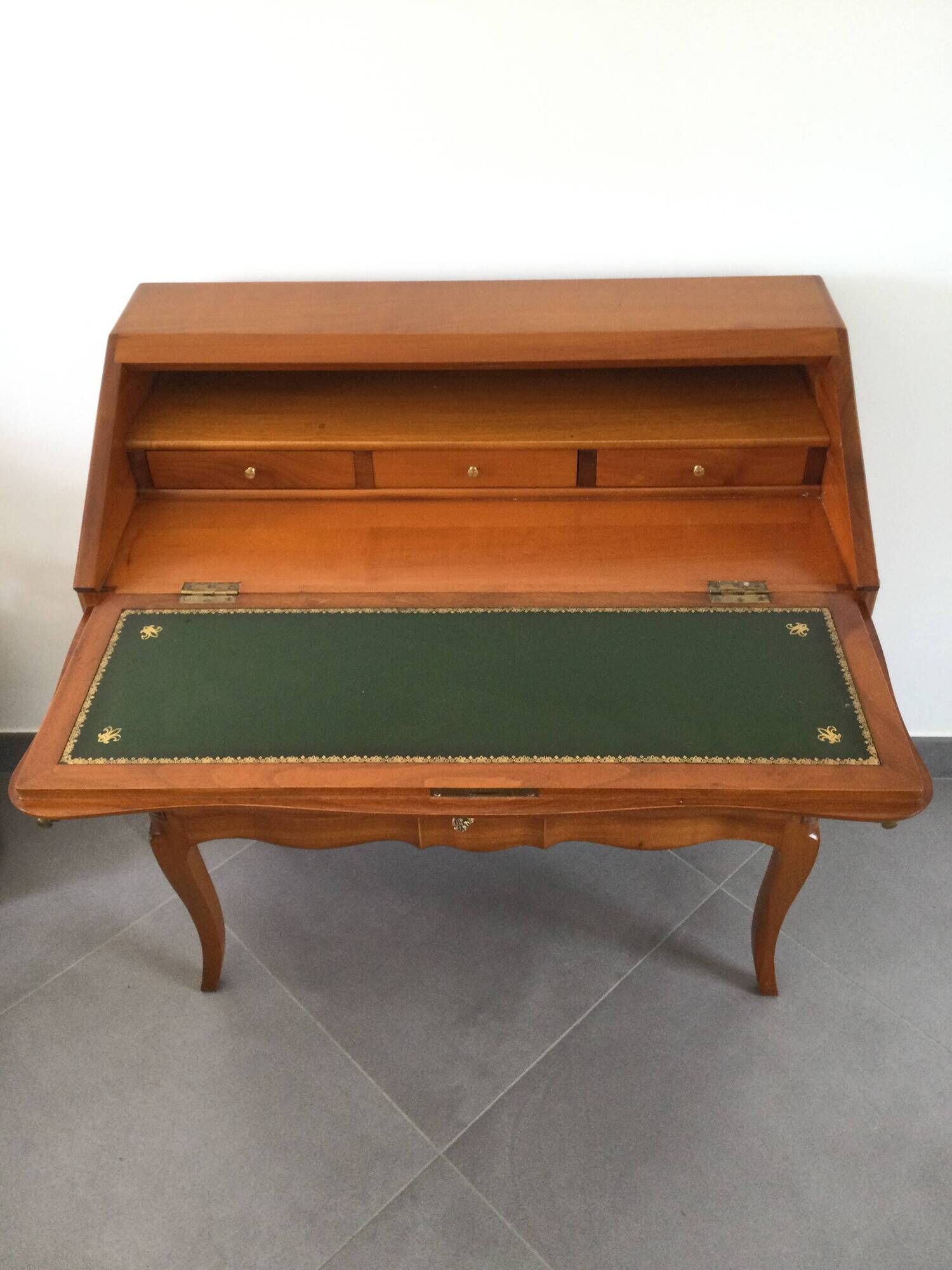 Bureau Dos d'âne En Merisier