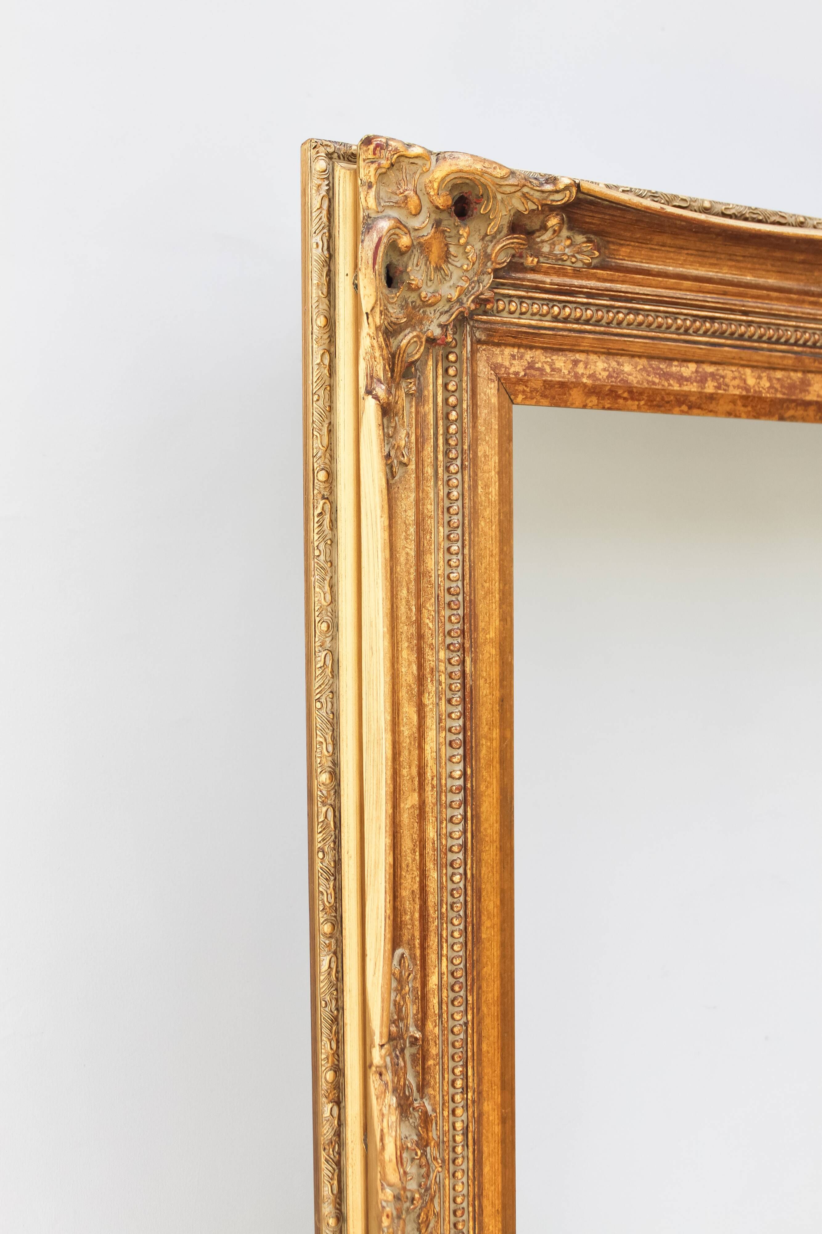 Original oil painting of water lilies, with a high-quality Baroque frame.
