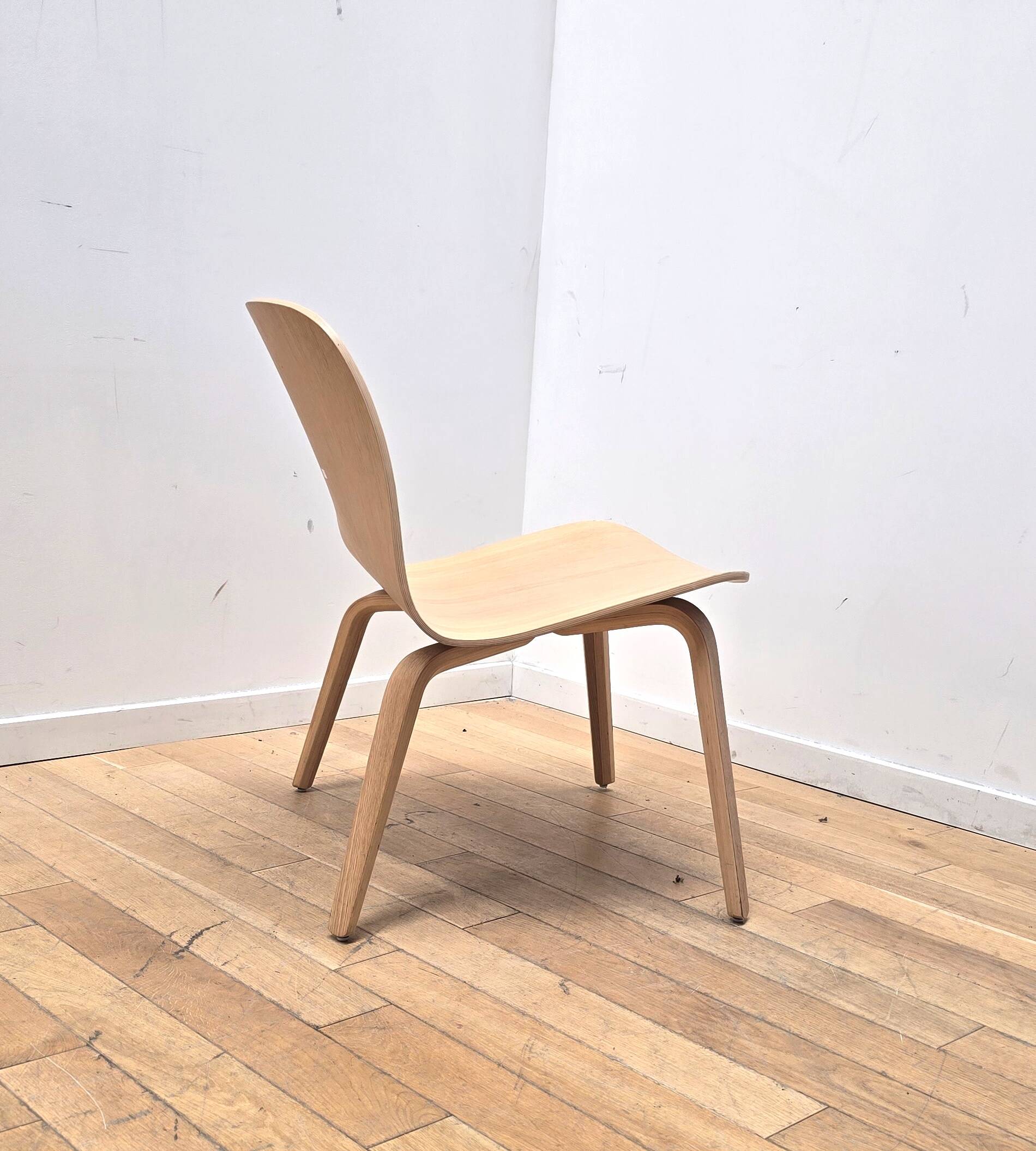 Set of 4 Muuto armchairs