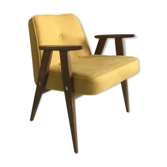 Fauteuil 366 polonais originale du milieu du siècle conçue en 1962 par Józef Chierowski