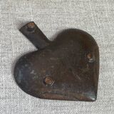 Cendrier en bronze, en forme de pique  