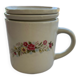 Tasse tisanière avec son filtre et son couvercle