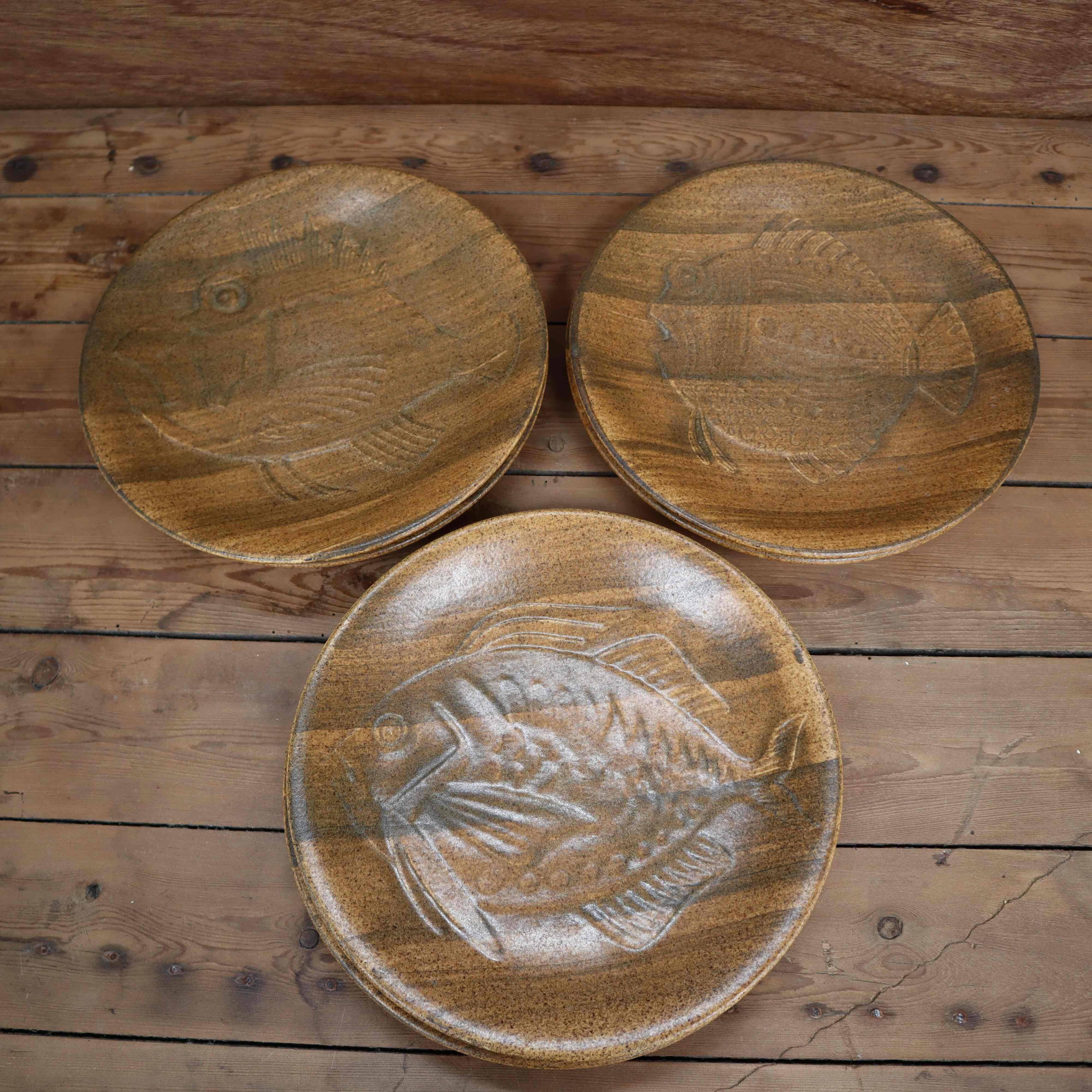 Six vintage ceramic fish plates Chantilly