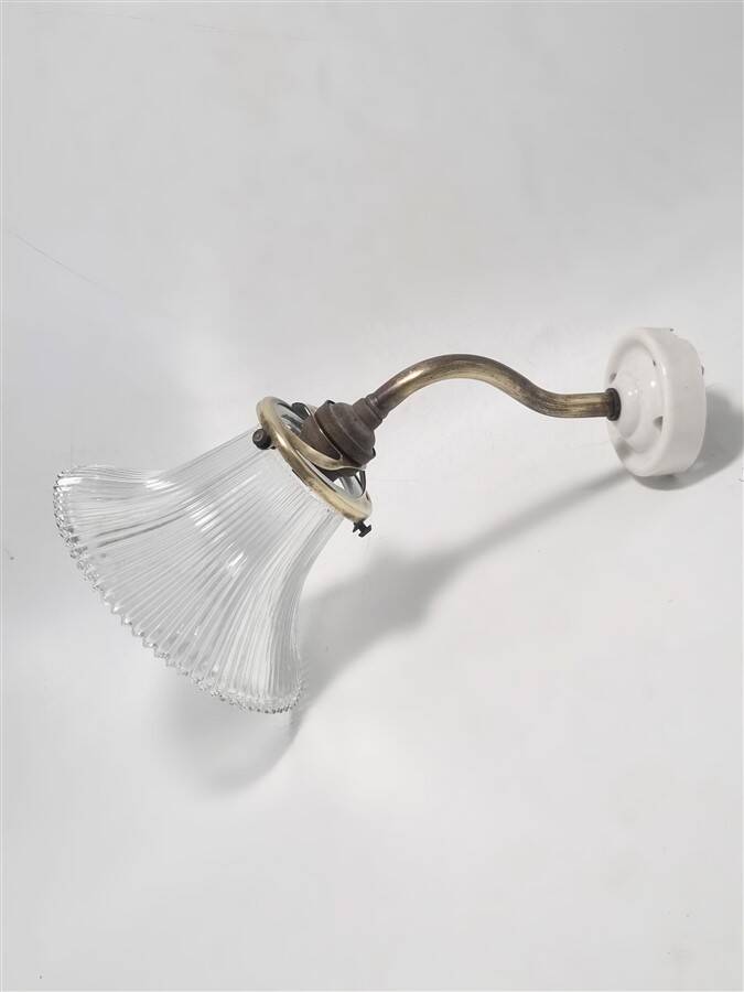 Holophane wall light