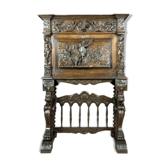 Renaissance cabinet of castle in solid oak with brown patina
