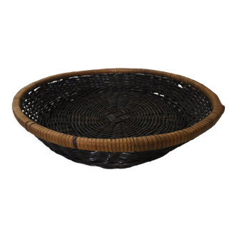 Black wicker fruit basket