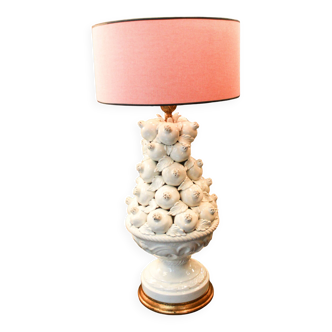 Manises lamp with white pomegranates