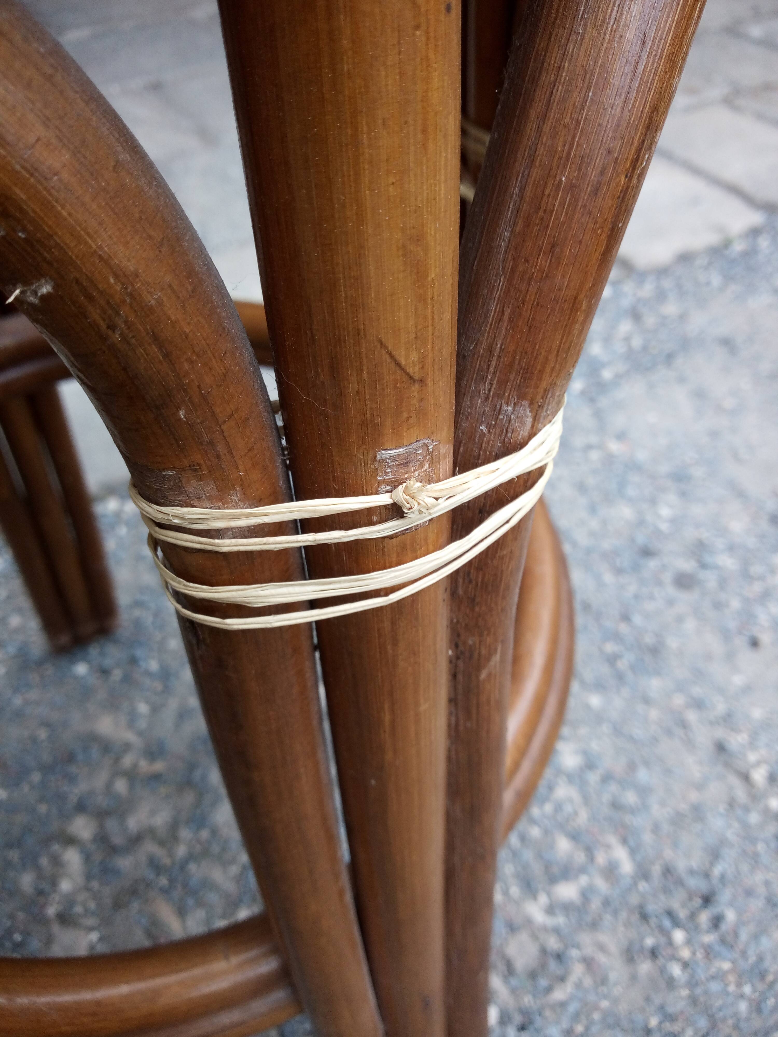 Rattan bar and two stools