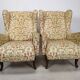 Paire de fauteuils a oreilles