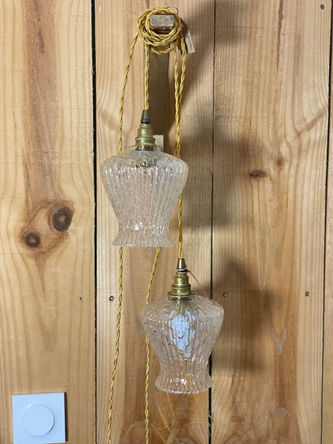 2 vintage globe portable lamps