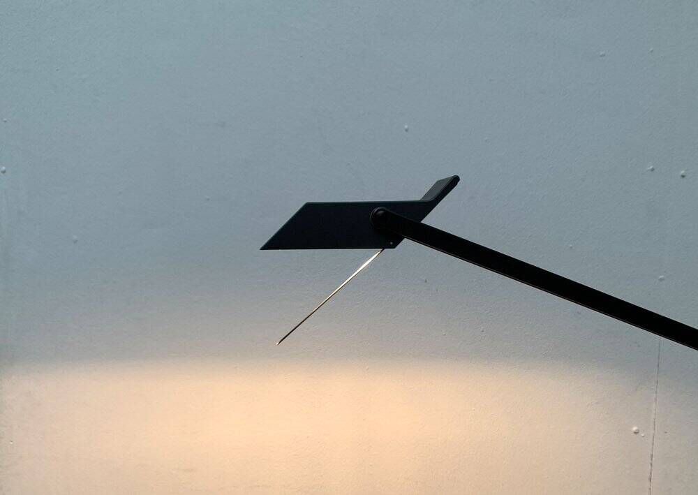 Postmodern Italian Tizio table lamp by Richard Sapper for Artemide, 1970s.