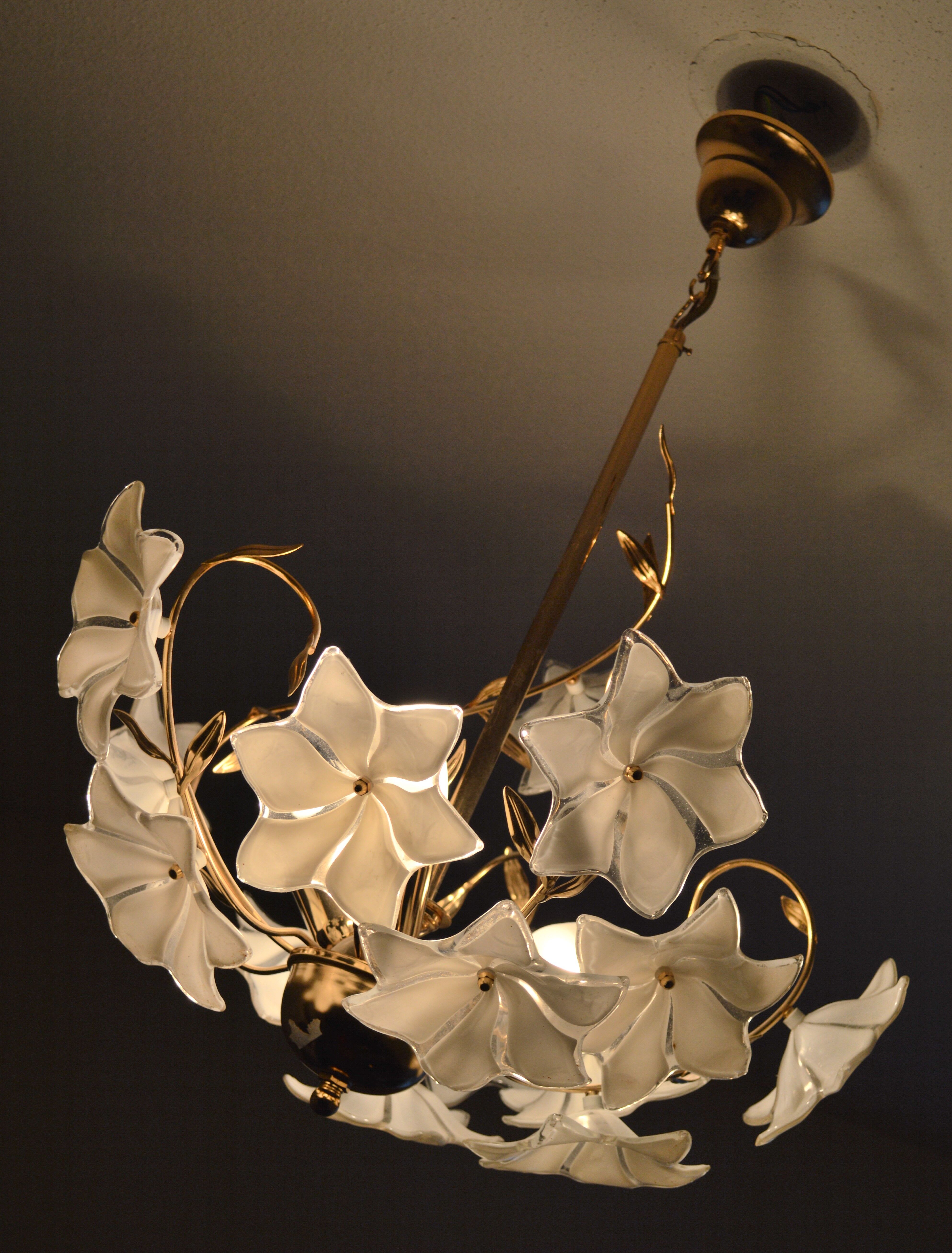 Italian lamp design glass flowers of the 70s