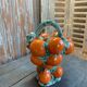Cruche oranges en barbotine