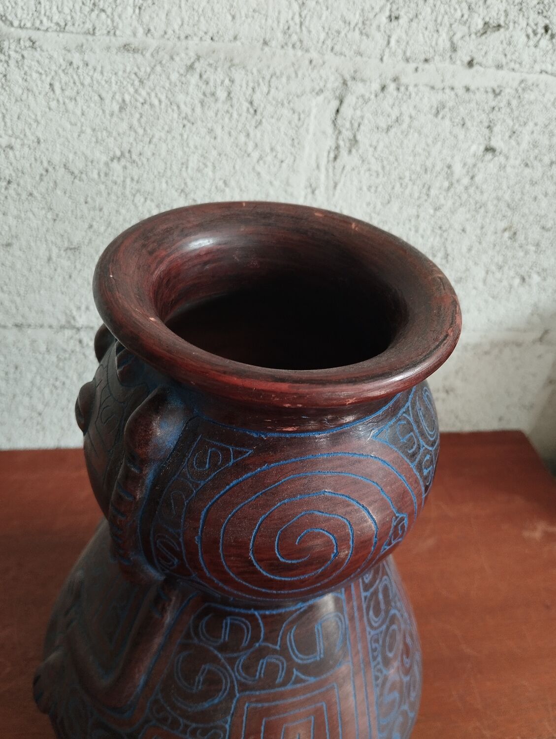 Maldovo ceramic vase