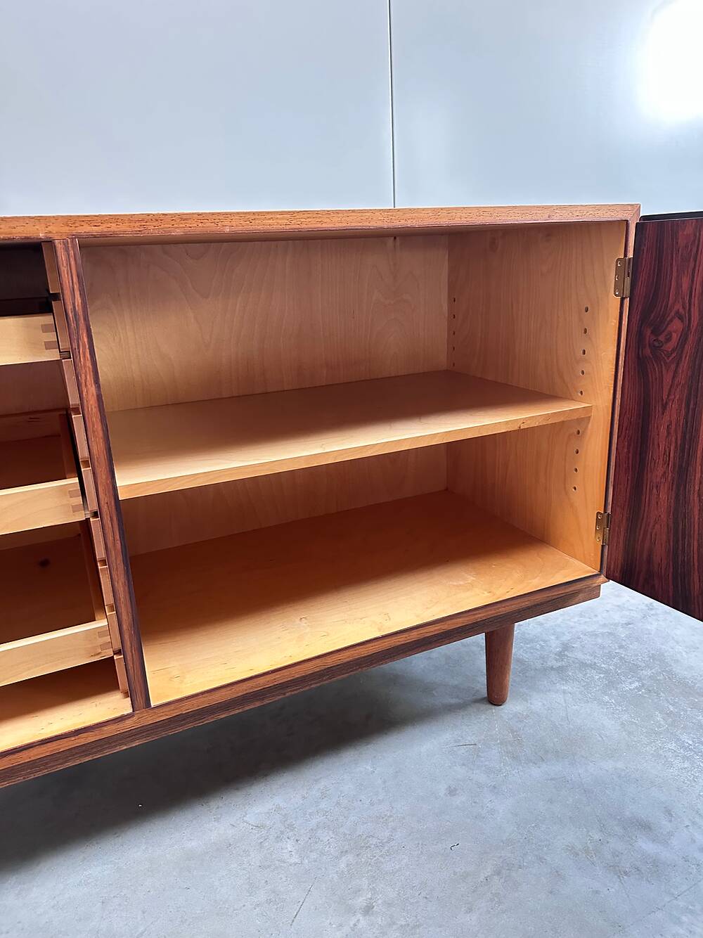 Buffet en palissandre, Carlo Jensen, Hundevad & Co, années 1960, Danemark