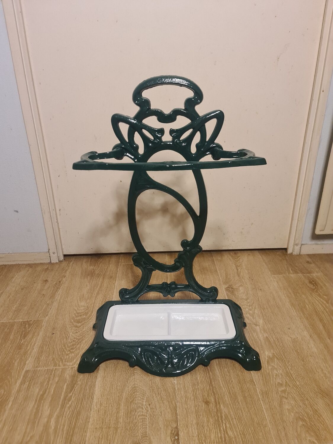 Umbrella door cast iron Art Nouveau early twentieth century