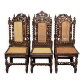 Ensemble de chaises de style chasse assorties.