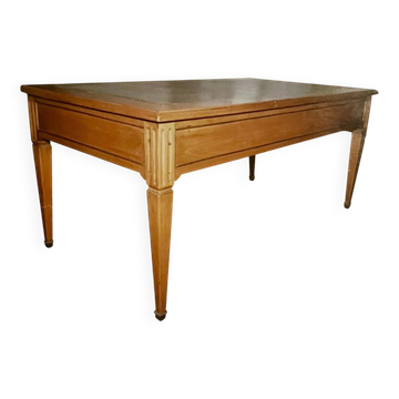 Bureau d'époque Louis XVI en bois de fruitier