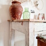 Skated white footing farm table