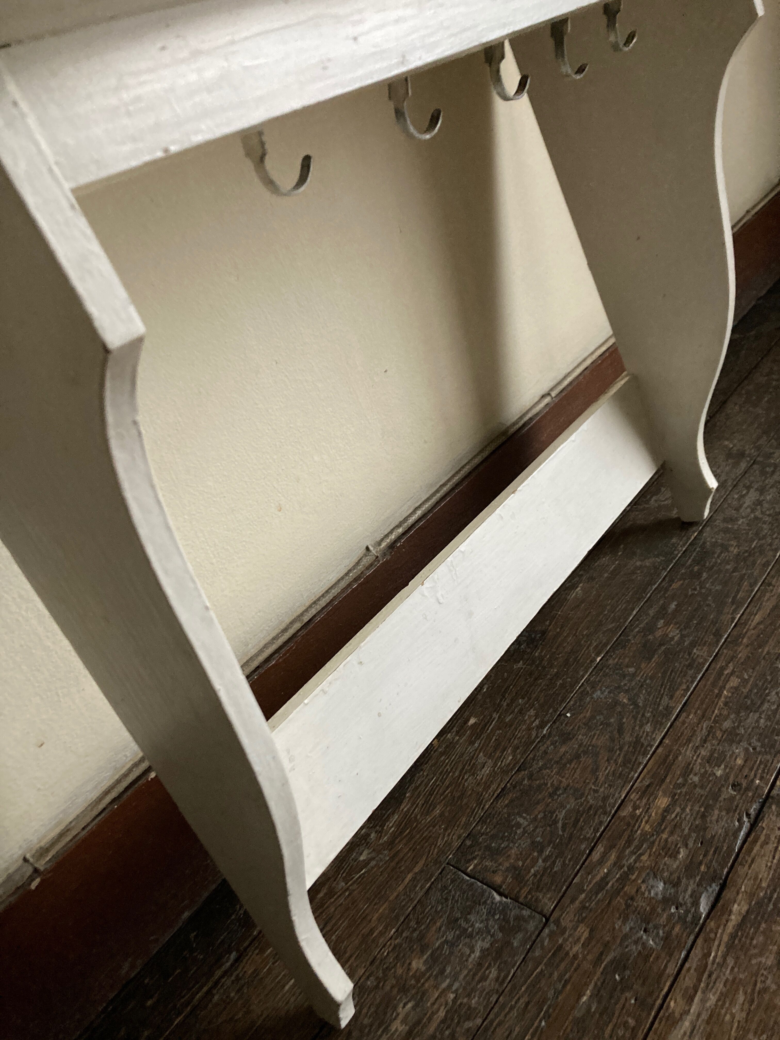 Shelf towel rack Hudson valley kitchen bathroom