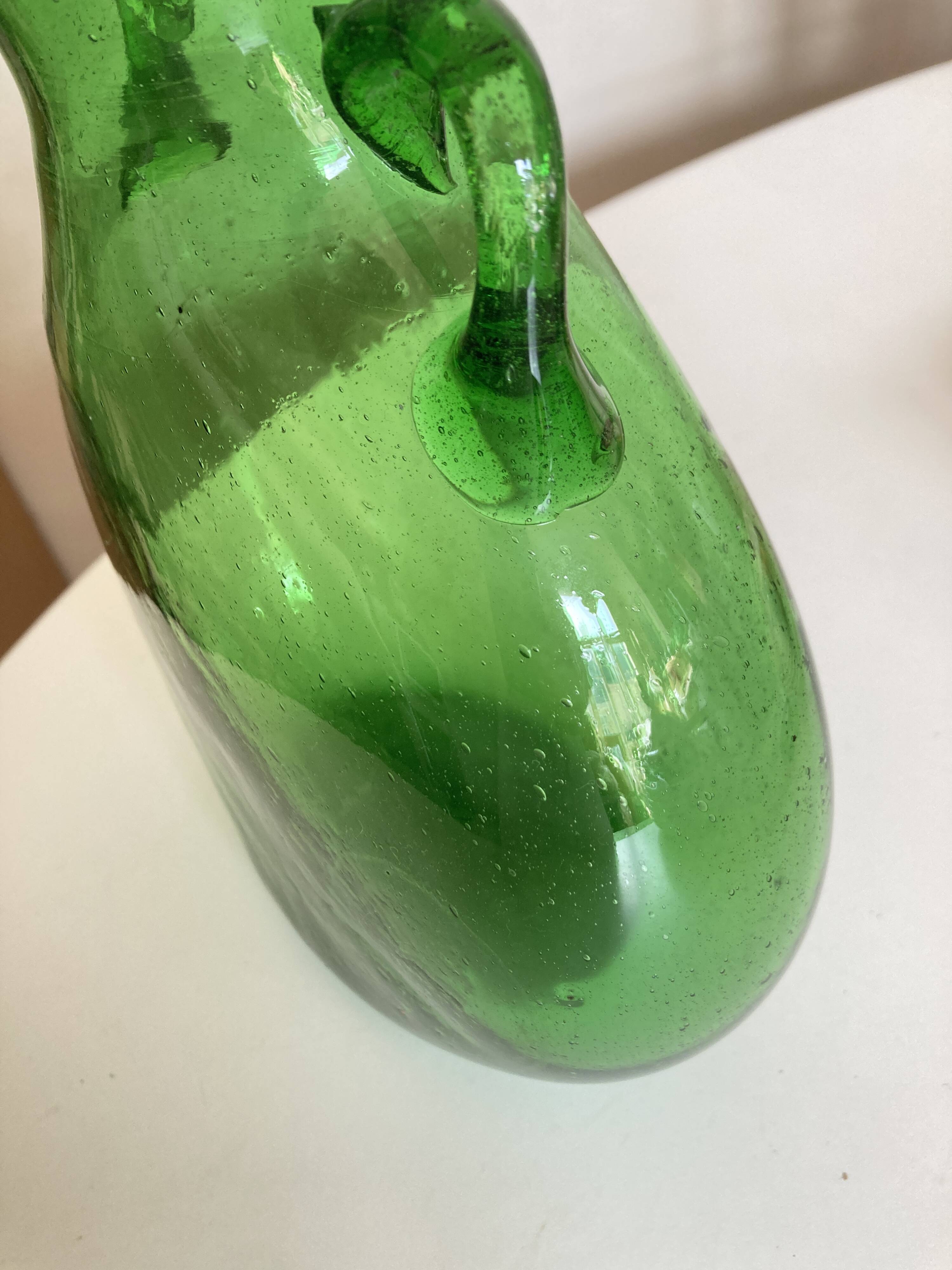 Neo-classical vase from 1960, Italian work in blown green bubble glass.