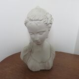 Bust "woman" in plaster