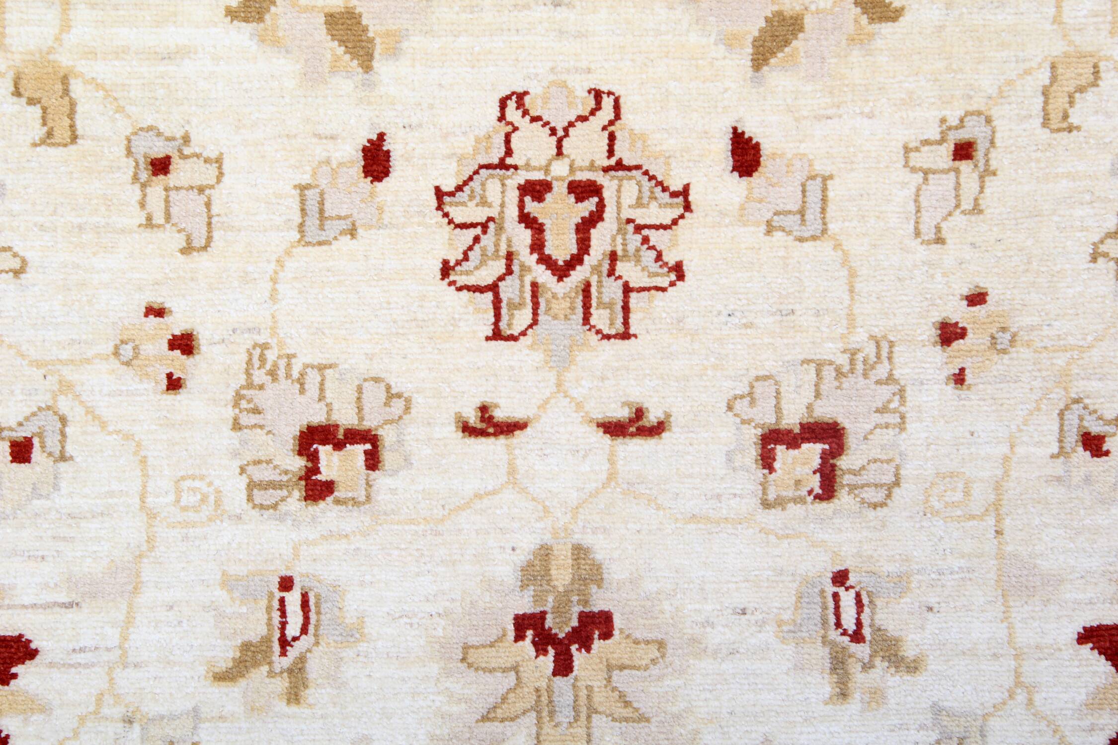 Tapis en laine crème et marron, style oriental traditionnel à motifs floraux, 106 x 150 cm