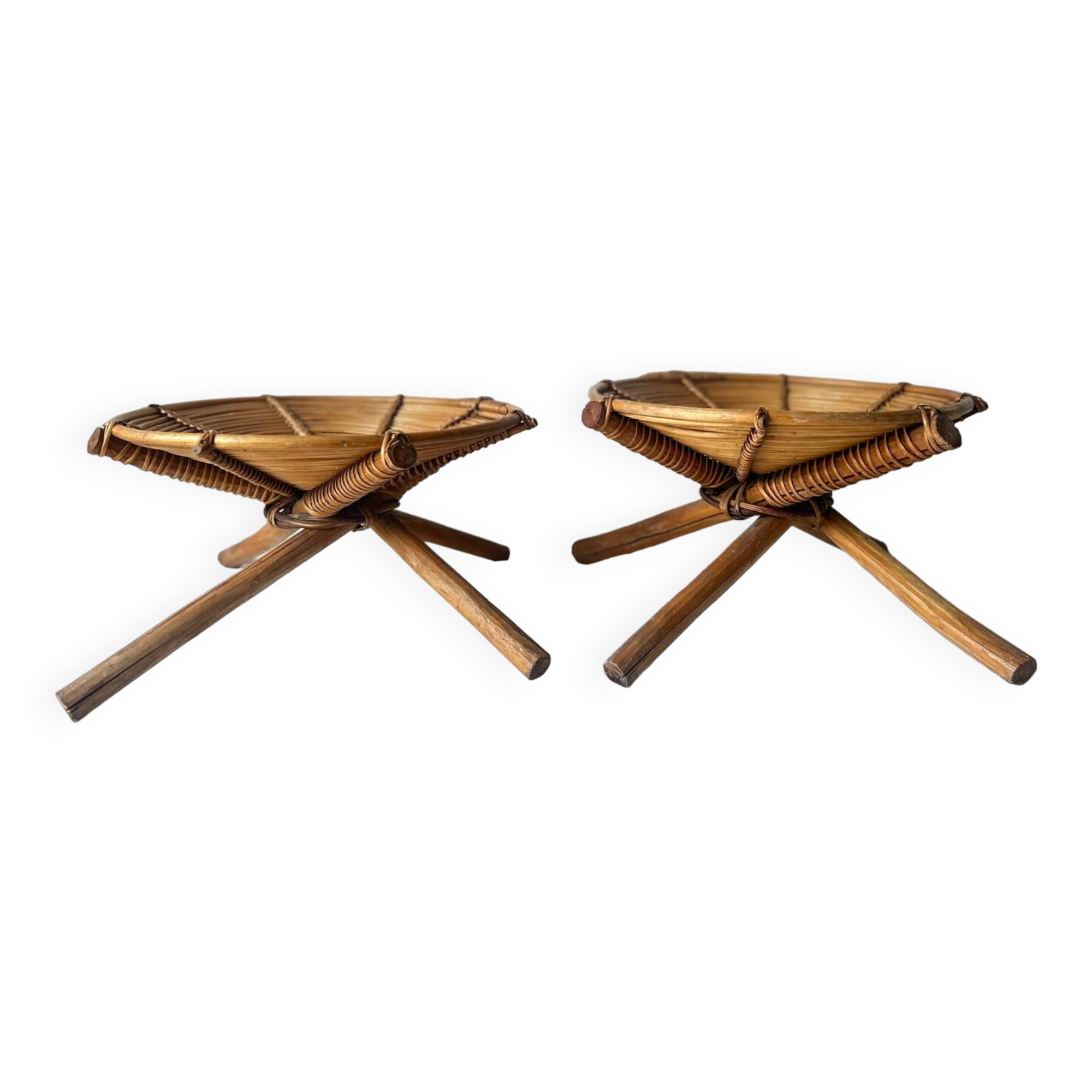 Set of 2 rattan stools