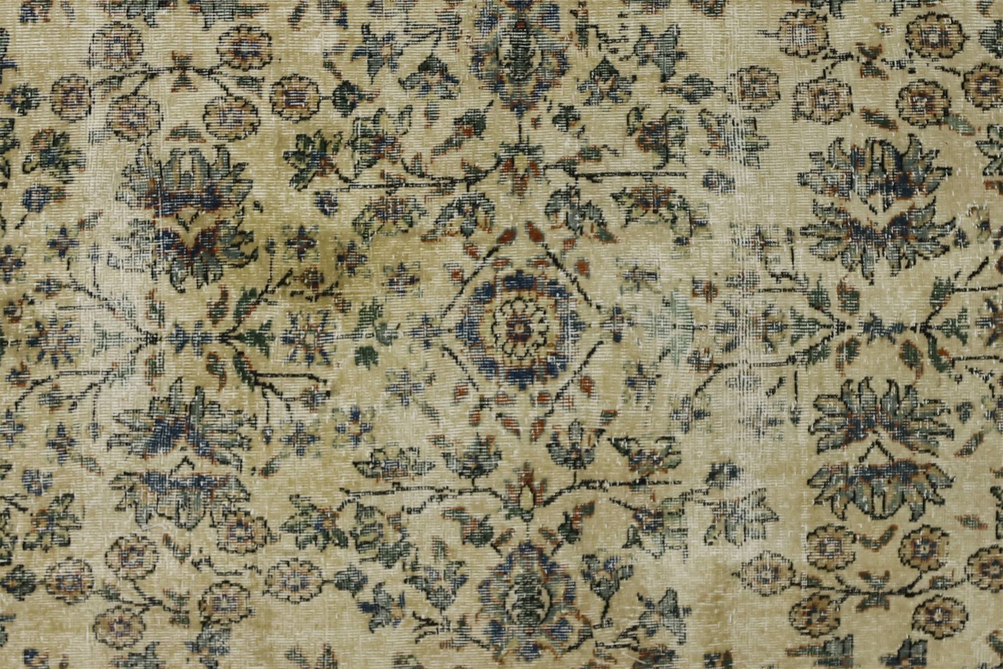 Tapis Oushak Ancien – Ton Ivoire & Motifs Floraux, 198 x 274 cm