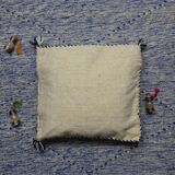 Coussin berbère kilim blanc et noir