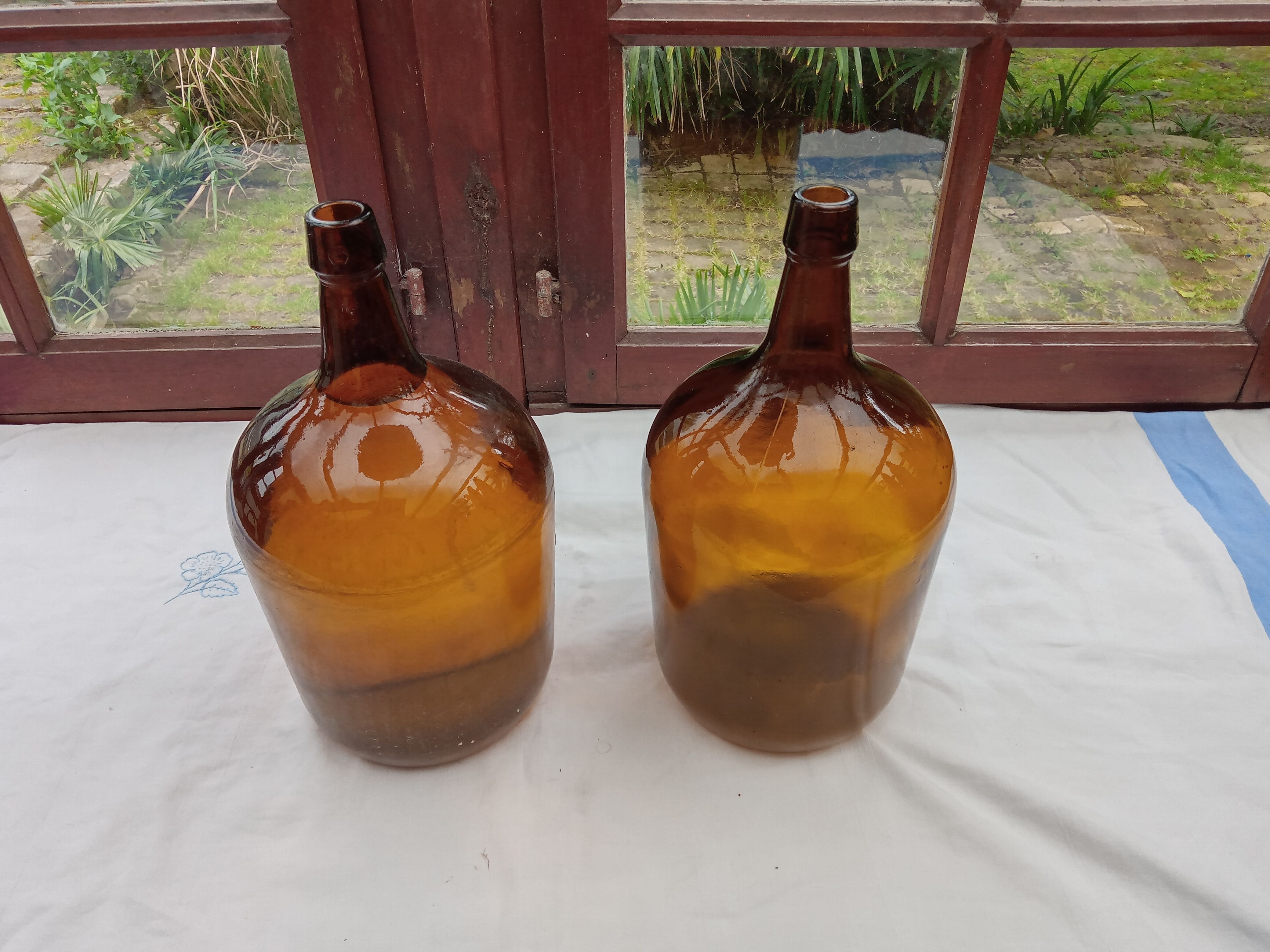 Demijohn 6 liters brown