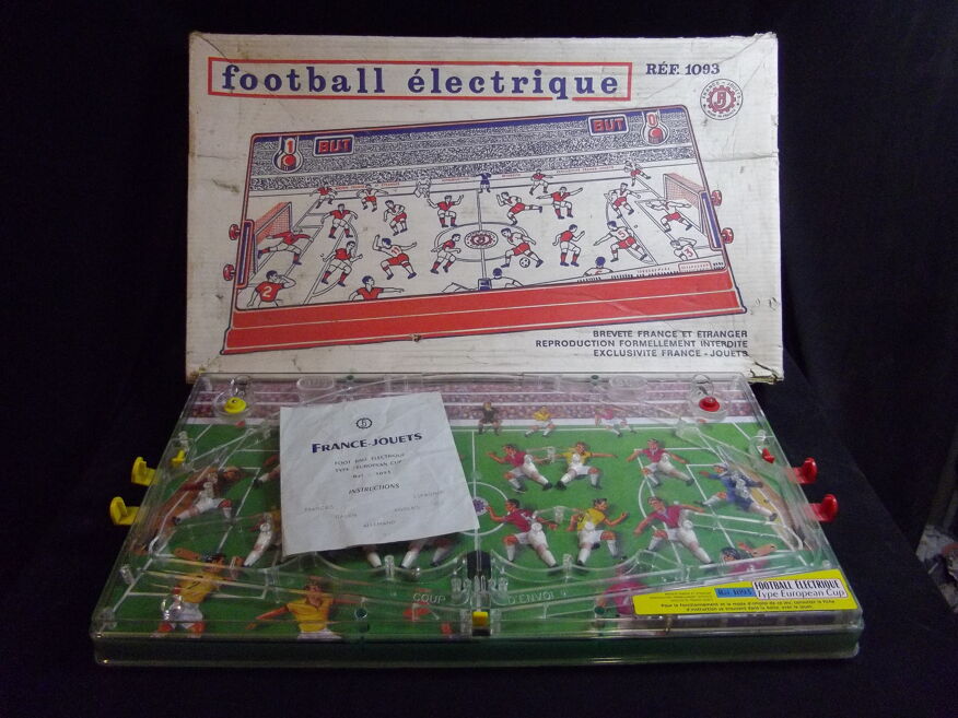 Jeu football ancien en métal FRANCE JOUETS - jouet francais vintage 48x31  cm
