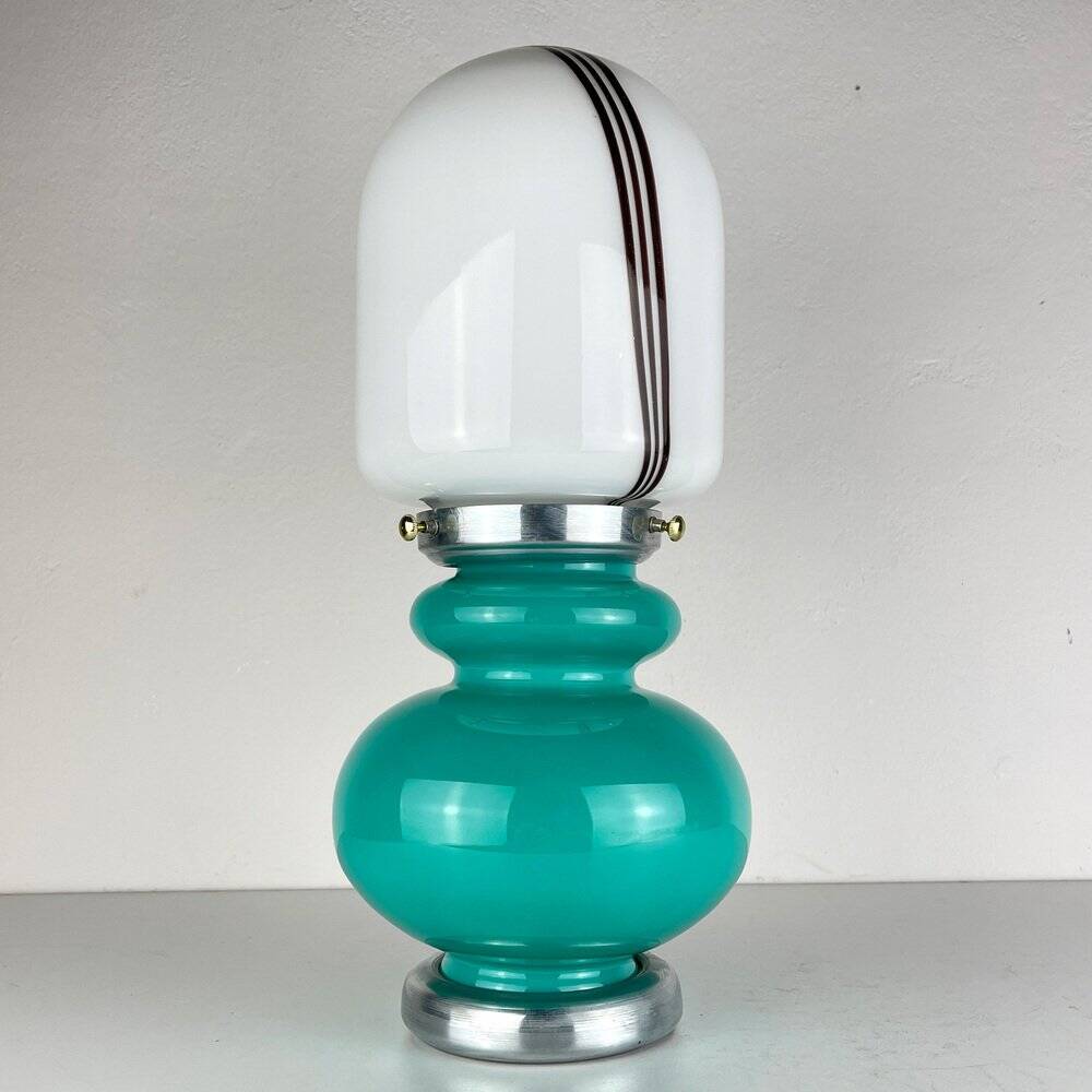 Modern Italian table lamp from the mid-century, Italy, 1980s.