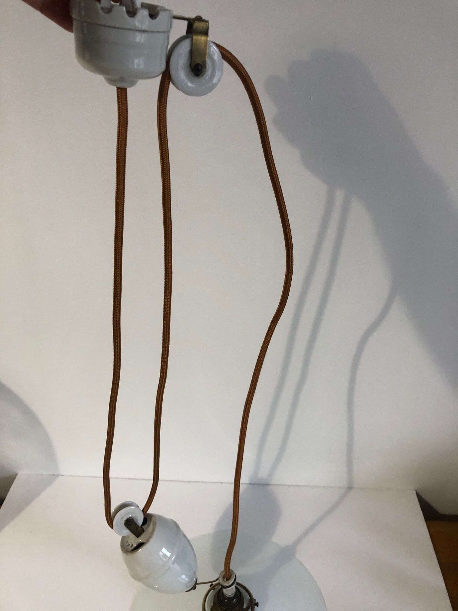 Suspension rises and falls in opaline